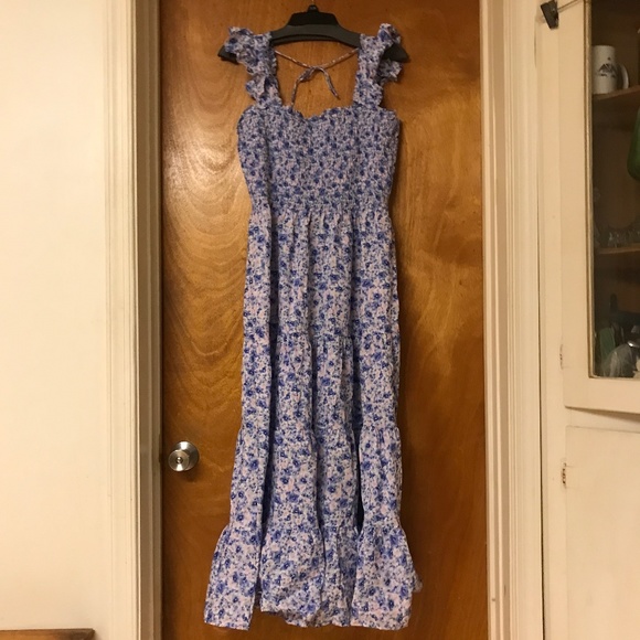 Eileen West Dresses & Skirts - Eileen West purple/blue and pink floral long smocking on top